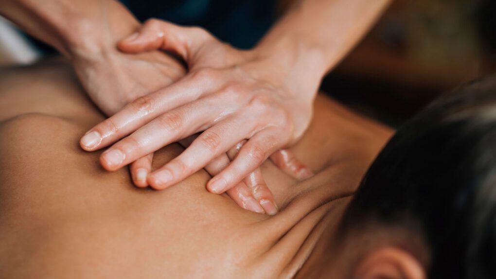 Helsinki Day Span joulukuun hoitotarjous – My Body Time ja Aromahieronta -20 %, hinnat 133 € ja 132 €.